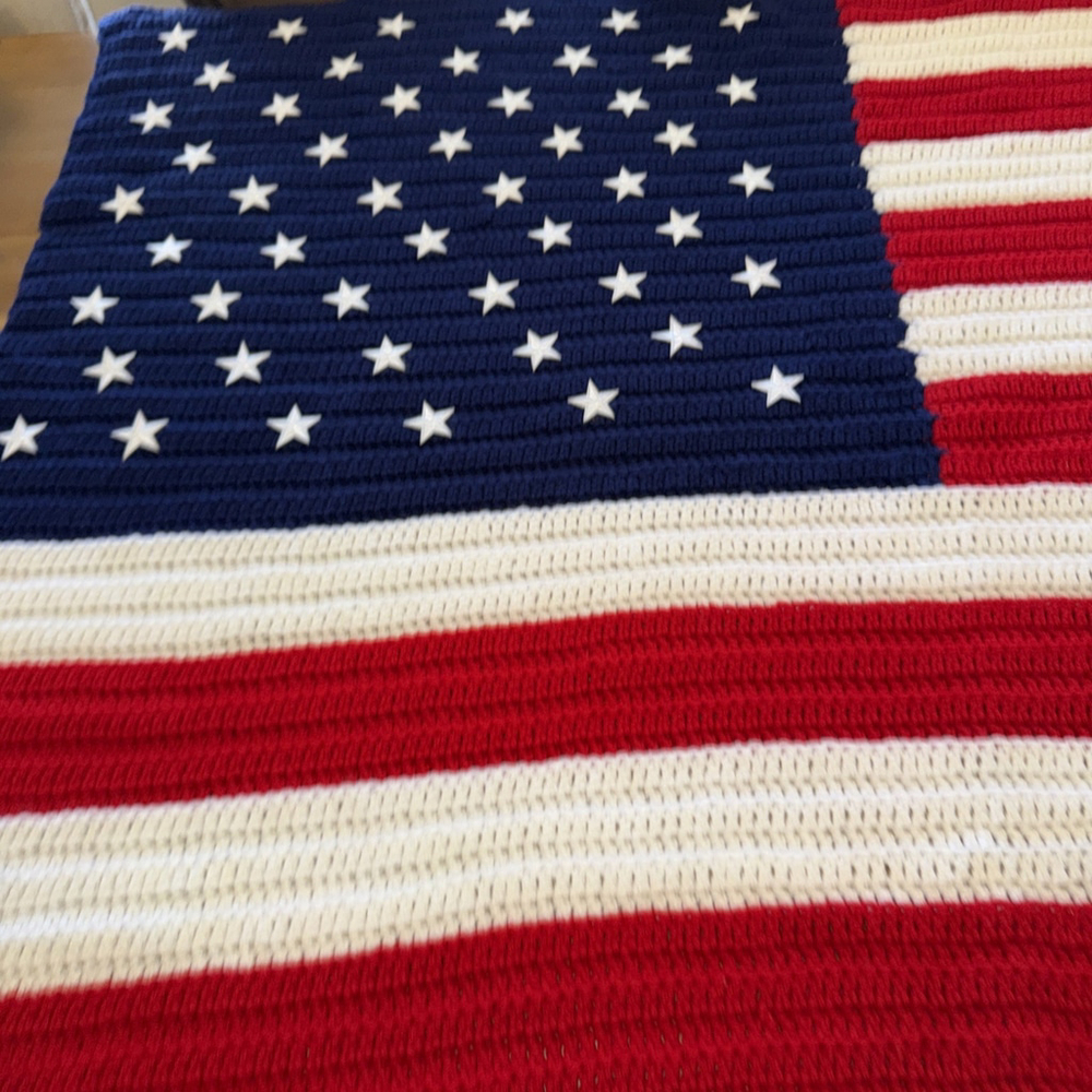 Crocheted American Flag Afgan Blanket Patriotic July 4th Red White Blue 48x54 - Picture 2 of 5